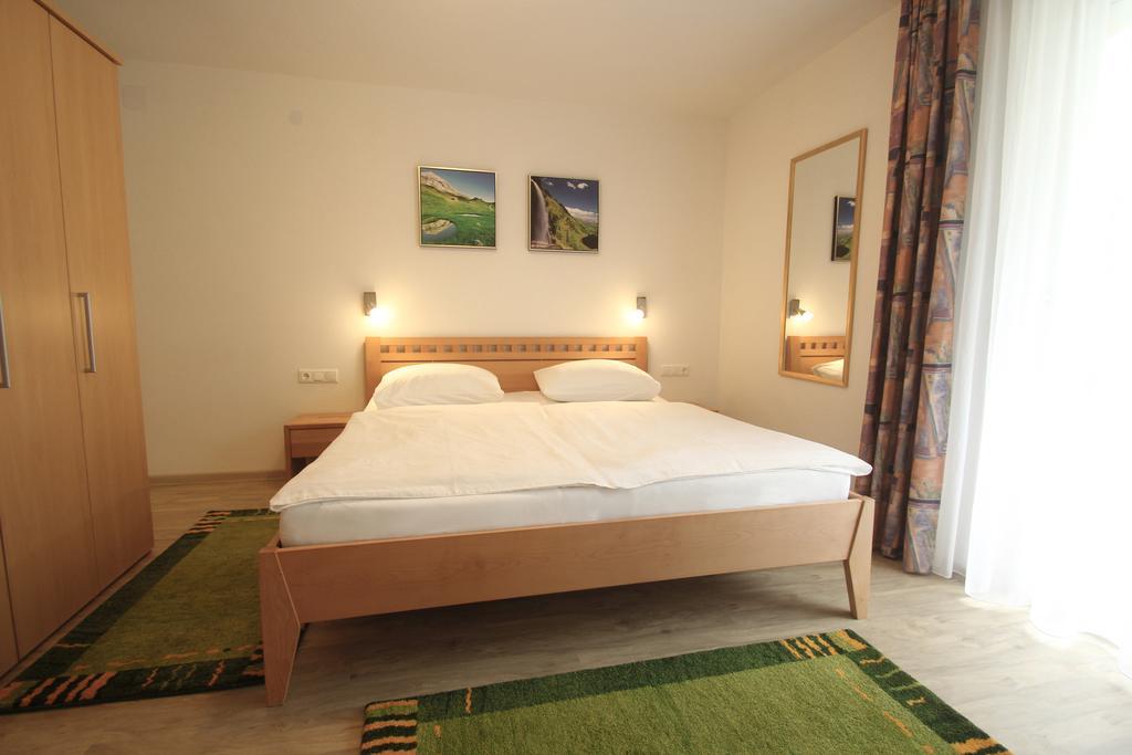 Apartmenthaus Dornroeschen 람자우 암 다흐스타인 객실 사진